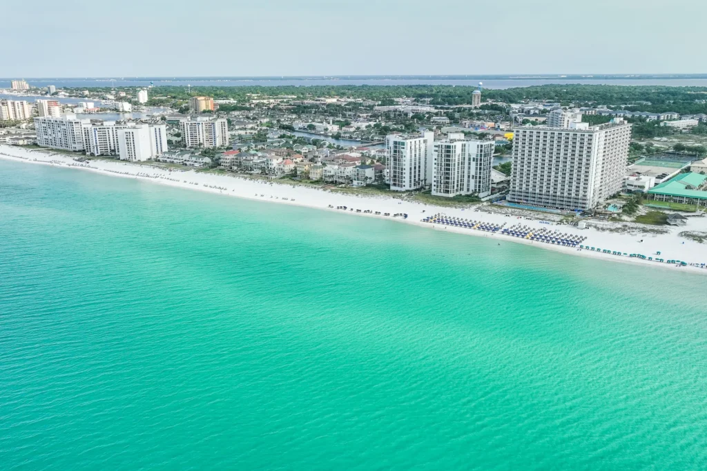 Pelican Beach Resort amenities