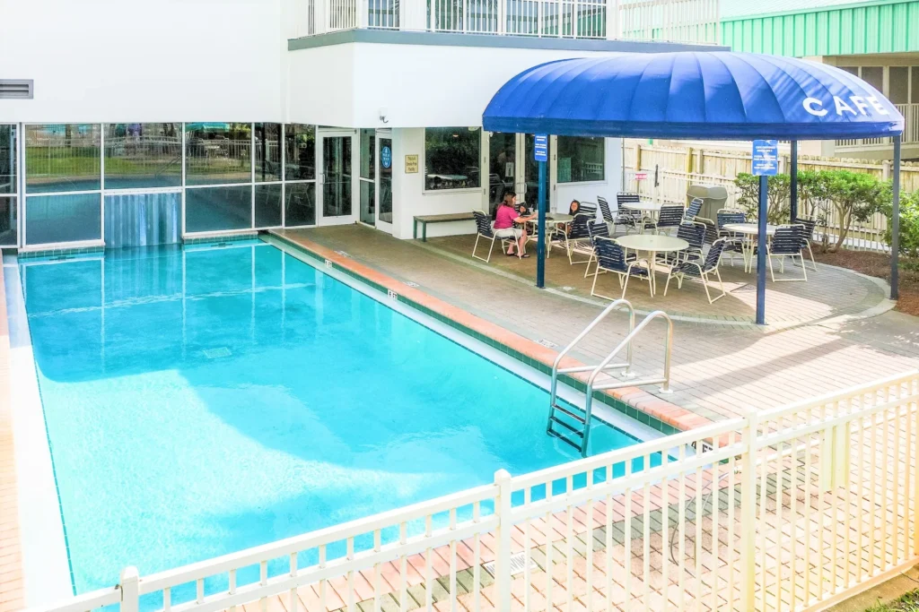 Pelican Beach Resort amenities