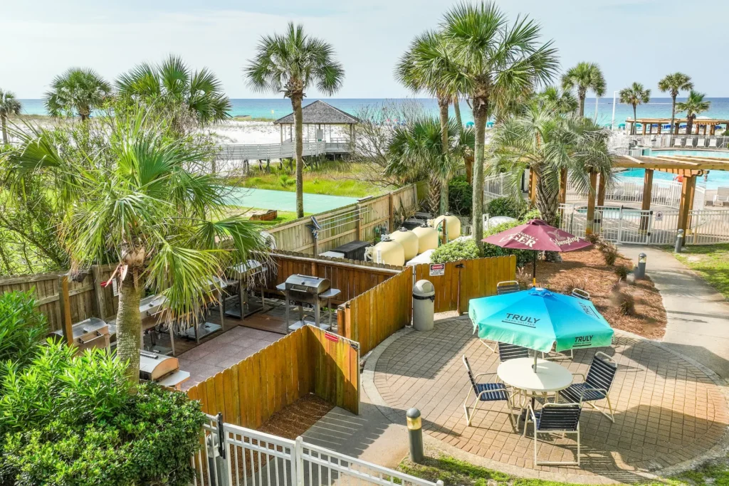Pelican Beach Resort amenities
