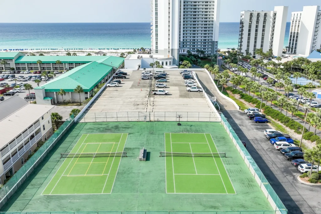 Pelican Beach Resort amenities