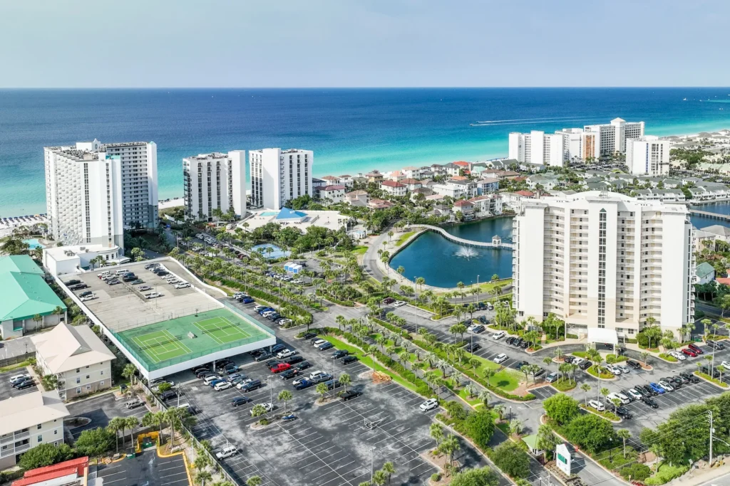 Pelican Beach Resort amenities