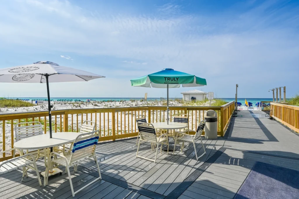 Pelican Beach Resort amenities