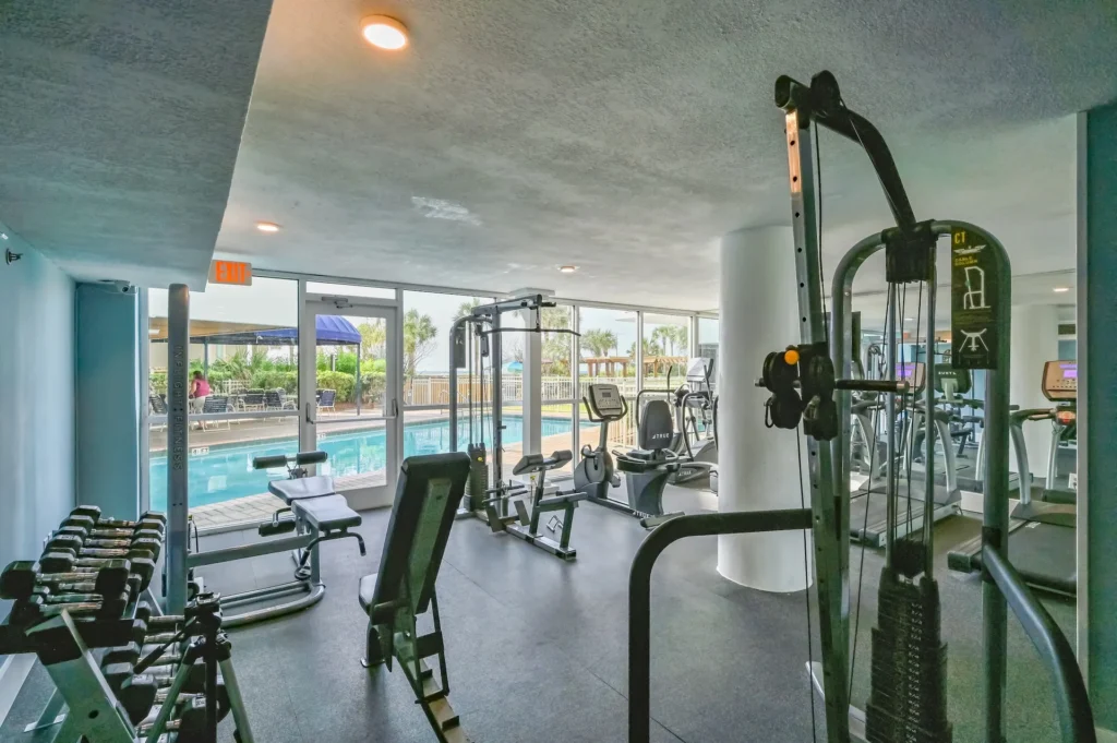 Pelican Beach Resort amenities