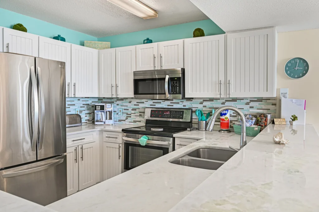 Pelican Beach 16th floor condo, photo 26