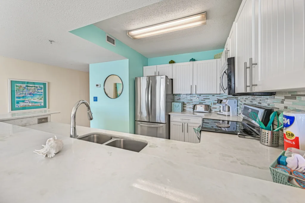 Pelican Beach 16th floor condo, photo 28