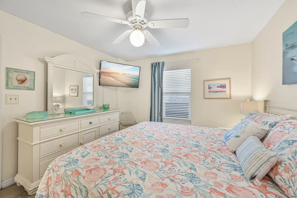 Pelican Beach 16th floor condo, photo 35