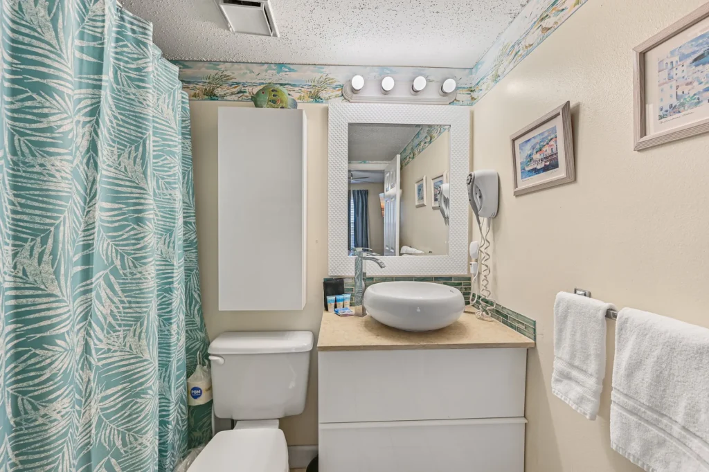 Pelican Beach 16th floor condo, photo 36